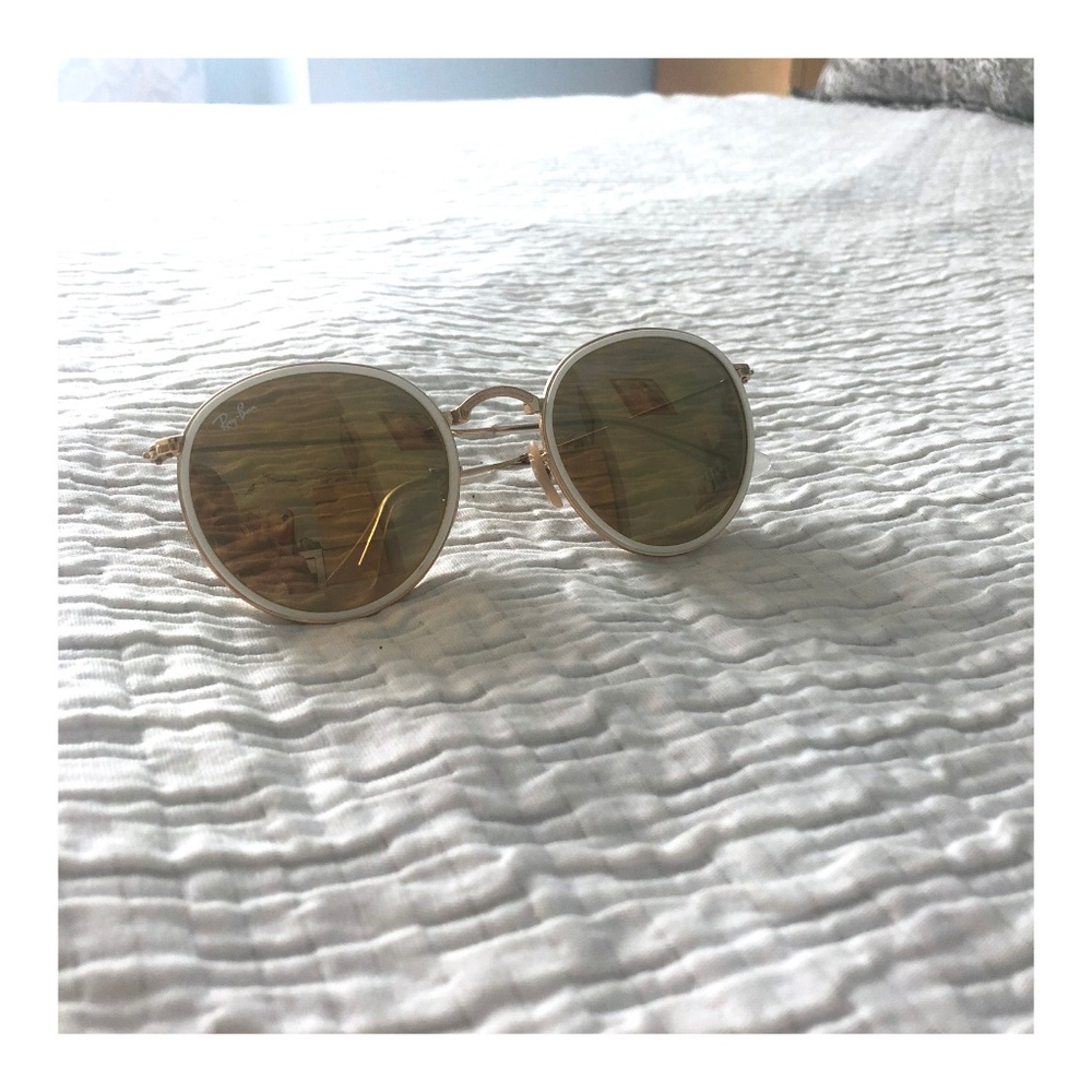 Ray-Ban Round Metal Folding Sunglasses